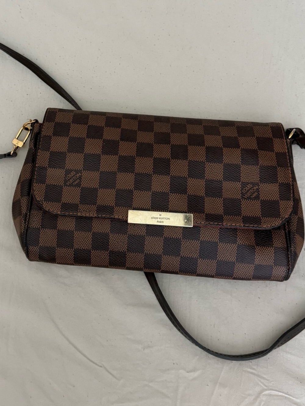 Designer-Style Brown Check Crossbody Bag - Picture 2 of 11